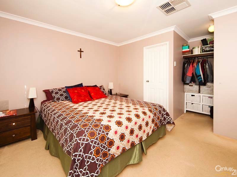 9 Snow Wood Avenue, Ellenbrook WA 6069