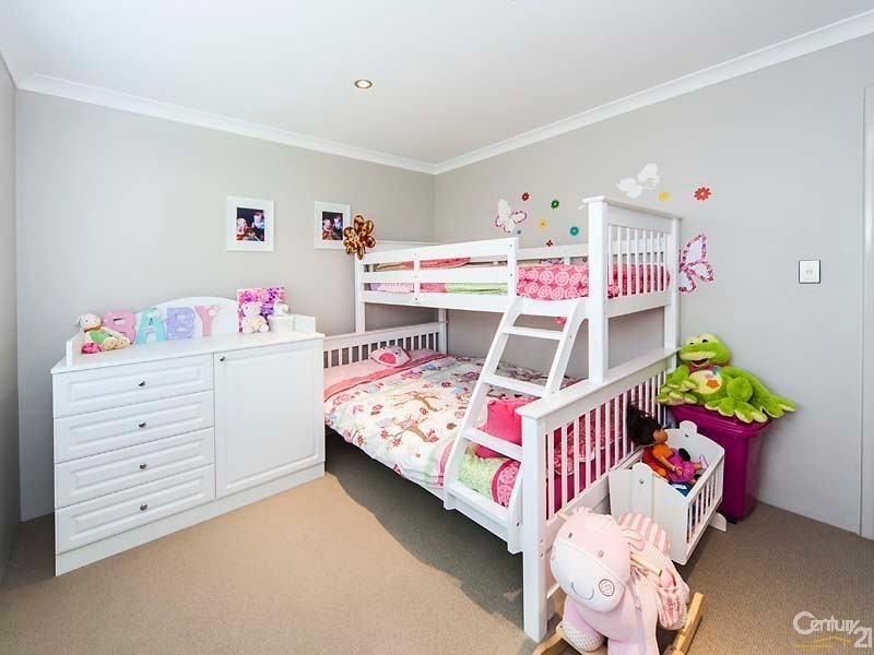 18 Safford Avenue, Aveley WA 6069