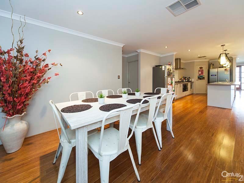 18 Safford Avenue, Aveley WA 6069