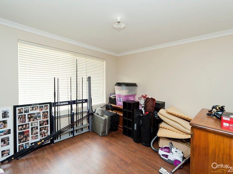 6 Hatfield Road, Ellenbrook WA 6069