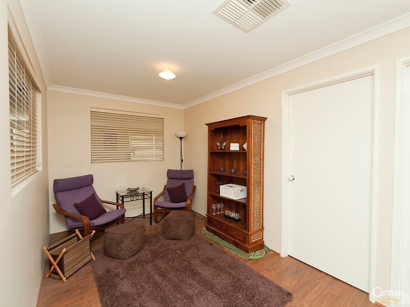 6 Hatfield Road, Ellenbrook WA 6069