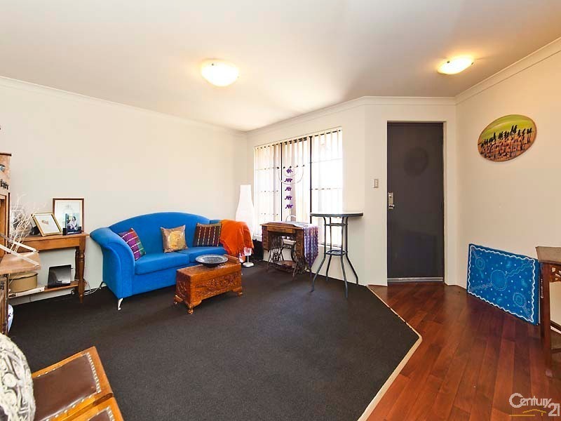 2 Bourne Terrace, Ellenbrook WA 6069