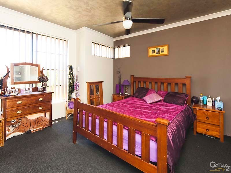 2 Bourne Terrace, Ellenbrook WA 6069