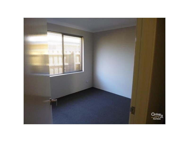 12 OHalloran Street, Ellenbrook WA 6069