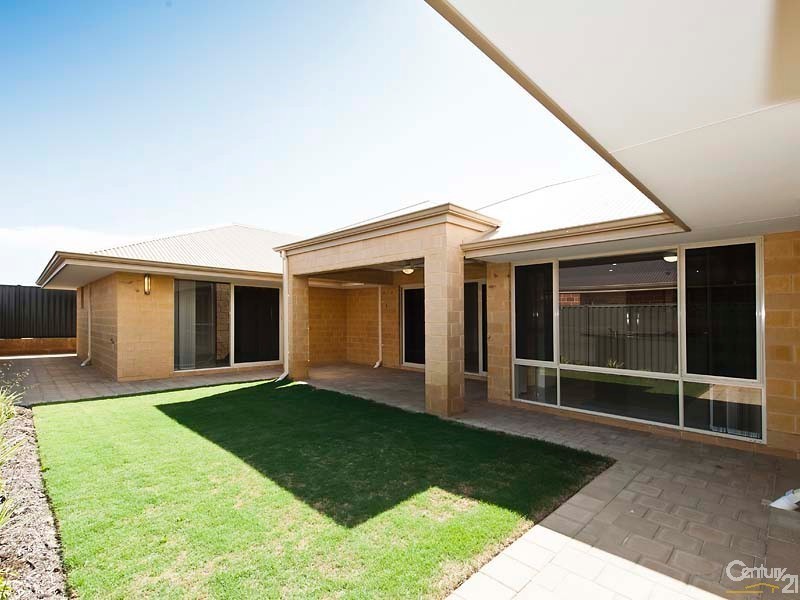 11 Palomino Promenade, The Vines WA 6069