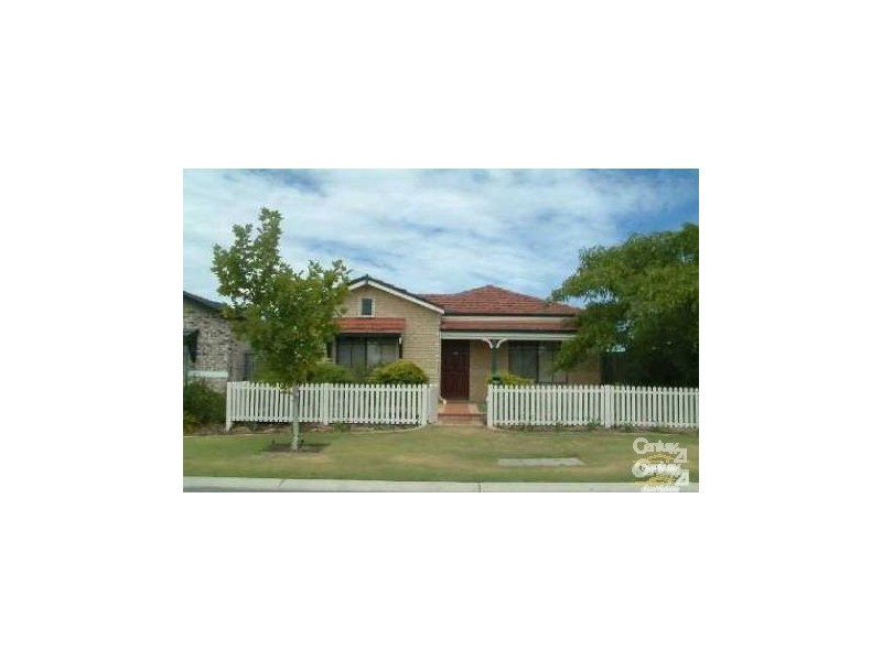 21 Sunray Circle, Ellenbrook WA 6069
