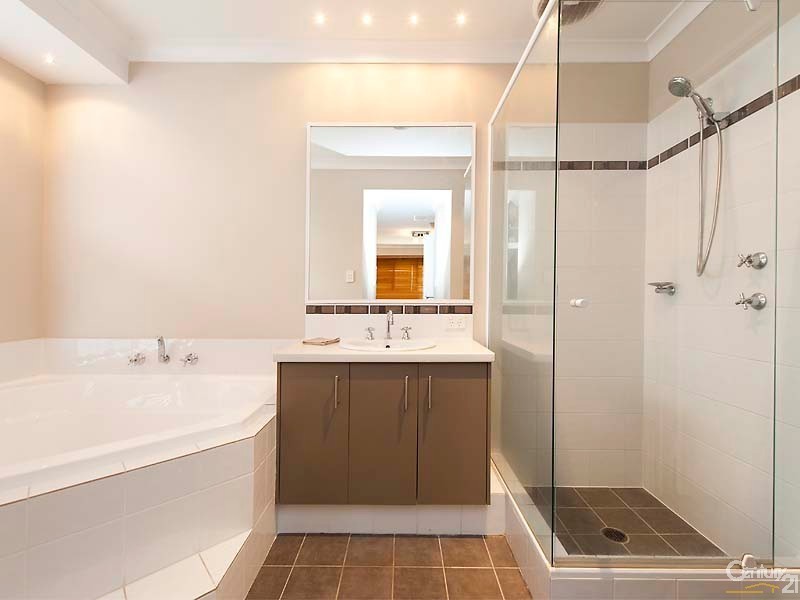 21 Whitehart Entrance, Aveley WA 6069