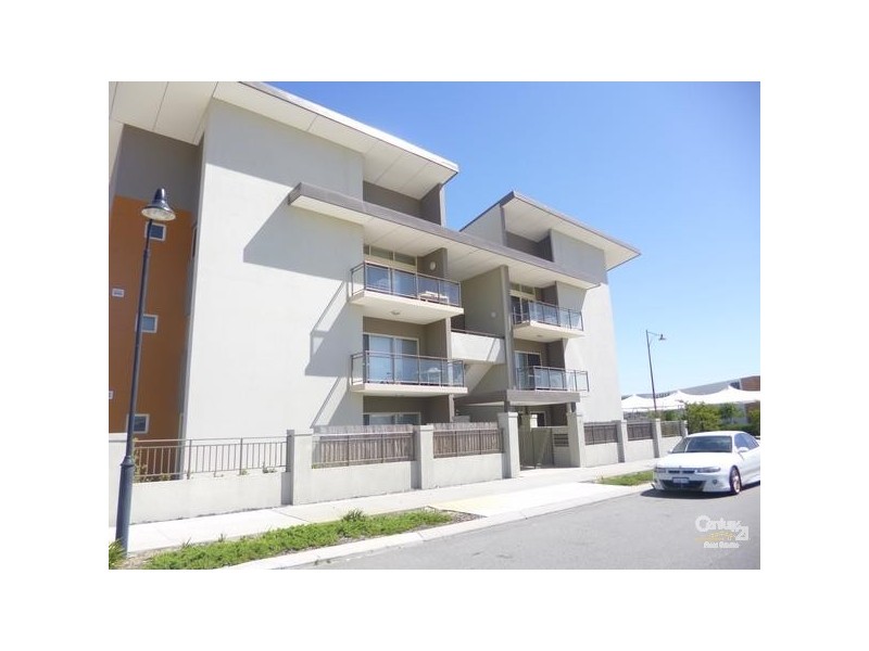 6/2 Villa Pass, Ellenbrook WA 6069