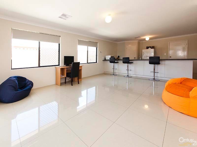 5 Cape Gardens, Ellenbrook WA 6069