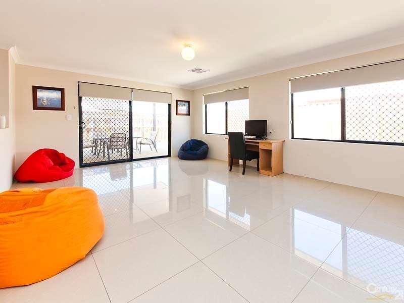 5 Cape Gardens, Ellenbrook WA 6069