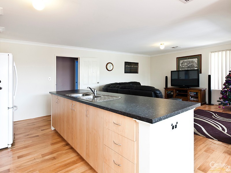 56 Coniston Drive, Ellenbrook WA 6069