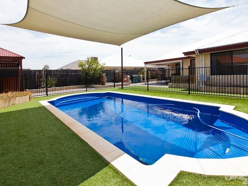 56 Coniston Drive, Ellenbrook WA 6069