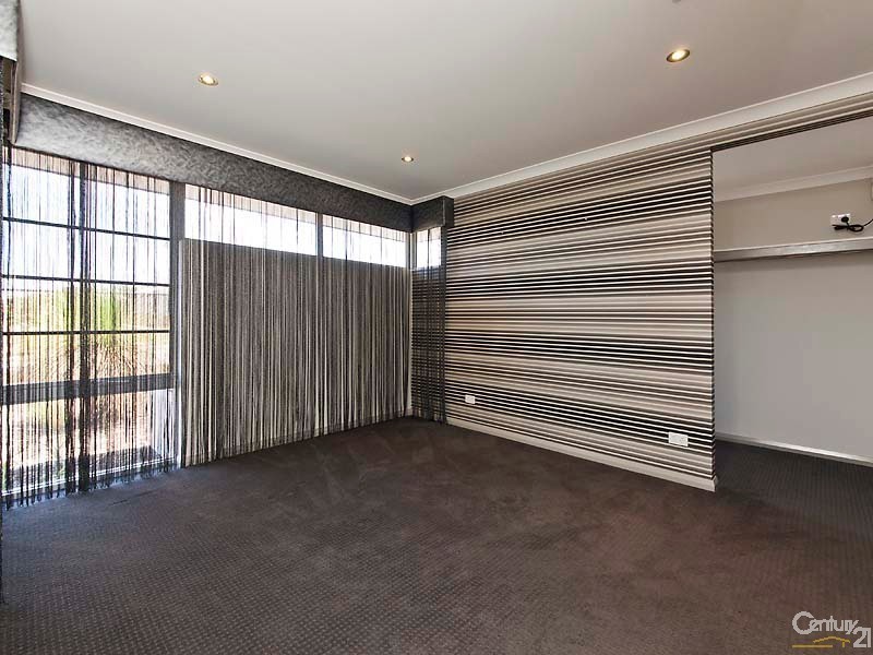 141 Elmridge Parkway, Ellenbrook WA 6069