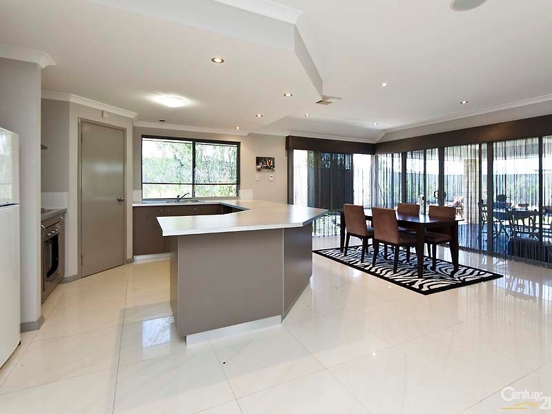 141 Elmridge Parkway, Ellenbrook WA 6069