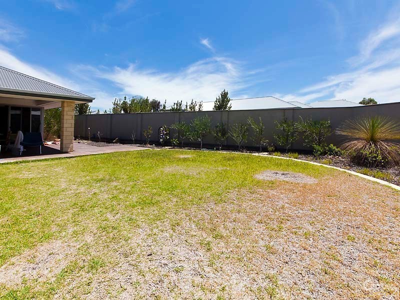 141 Elmridge Parkway, Ellenbrook WA 6069