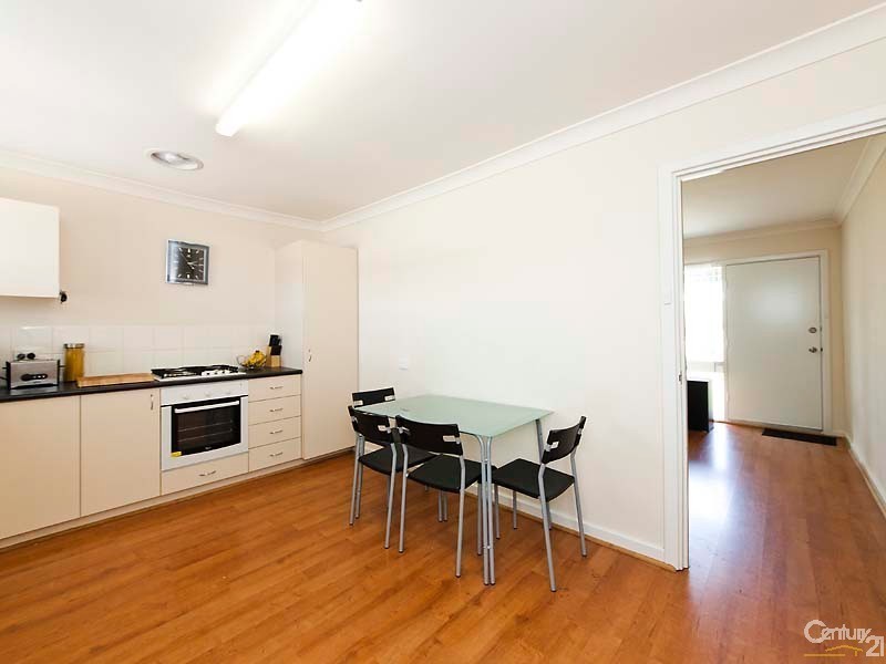 20b Hatfield Way, Girrawheen WA 6064