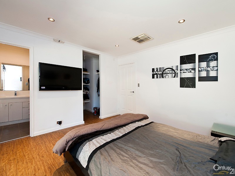 37 Millstream Grove, Ellenbrook WA 6069