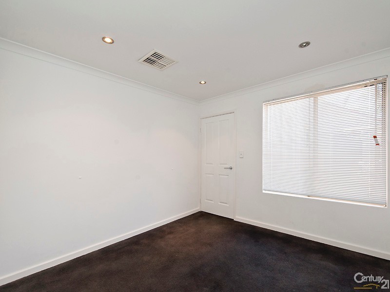 37 Millstream Grove, Ellenbrook WA 6069