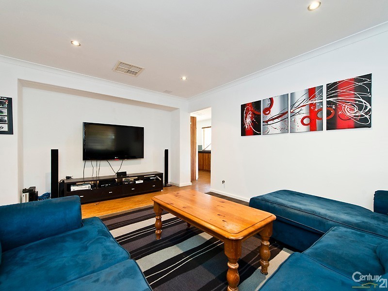 37 Millstream Grove, Ellenbrook WA 6069