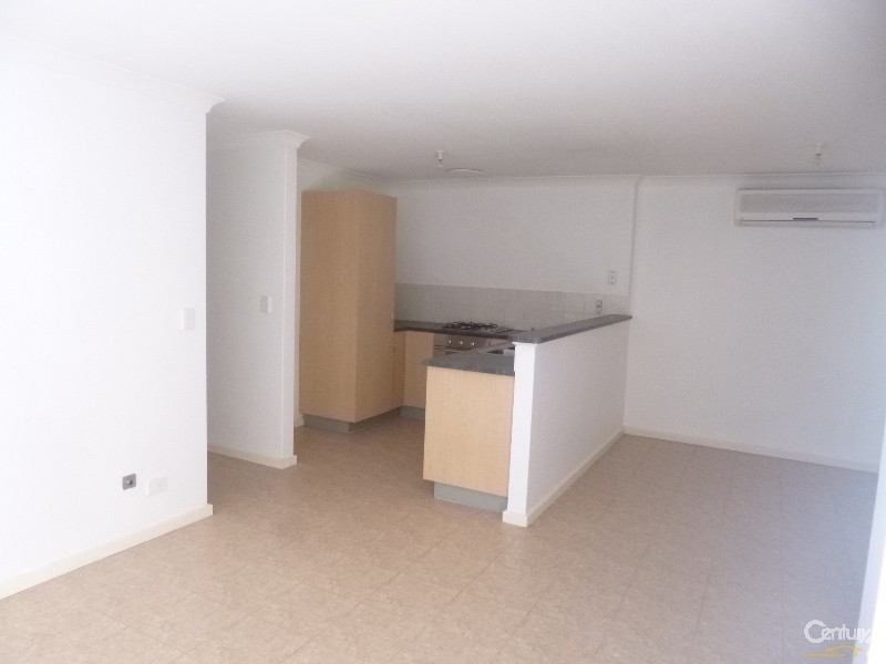 3/8 Warnock Lane, Midland WA 6056