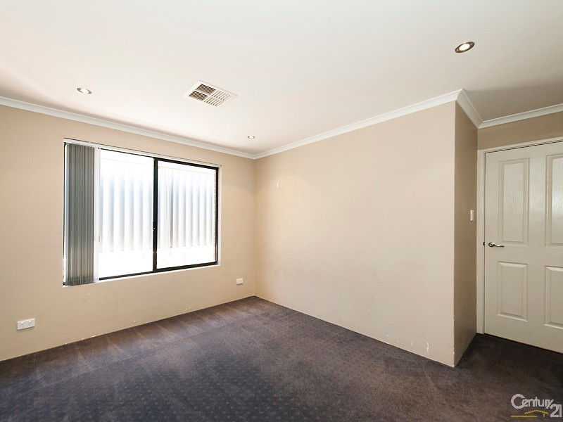 27 Amethyst Parkway, Aveley WA 6069