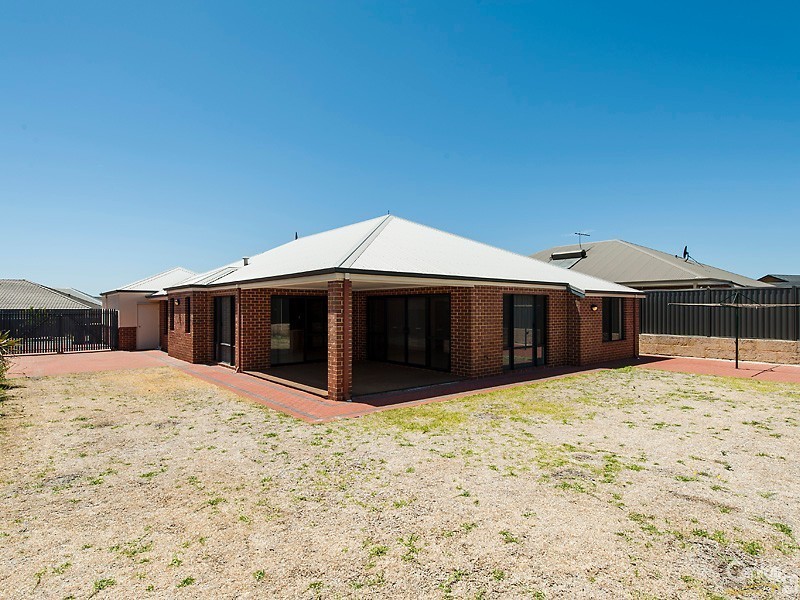 27 Amethyst Parkway, Aveley WA 6069