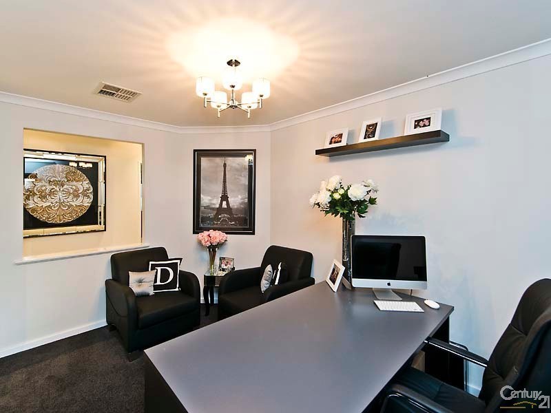 7 Ridgehill Court, Ellenbrook WA 6069