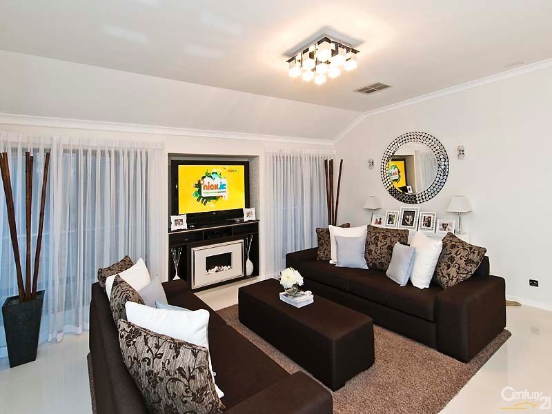 7 Ridgehill Court, Ellenbrook WA 6069