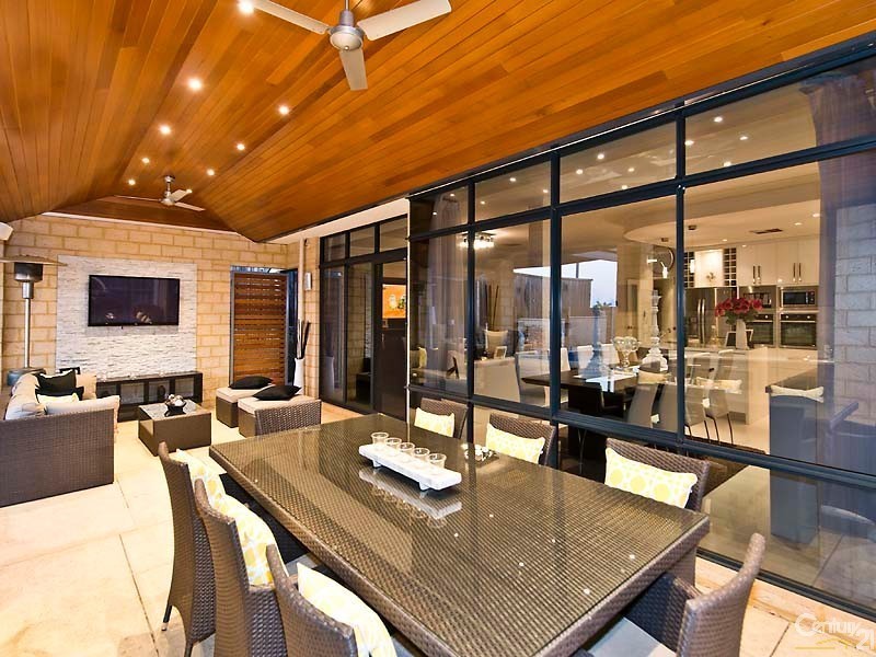 7 Ridgehill Court, Ellenbrook WA 6069