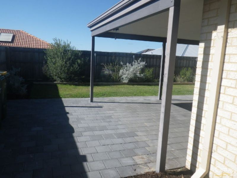 21 Brixton Crescent, Ellenbrook WA 6069