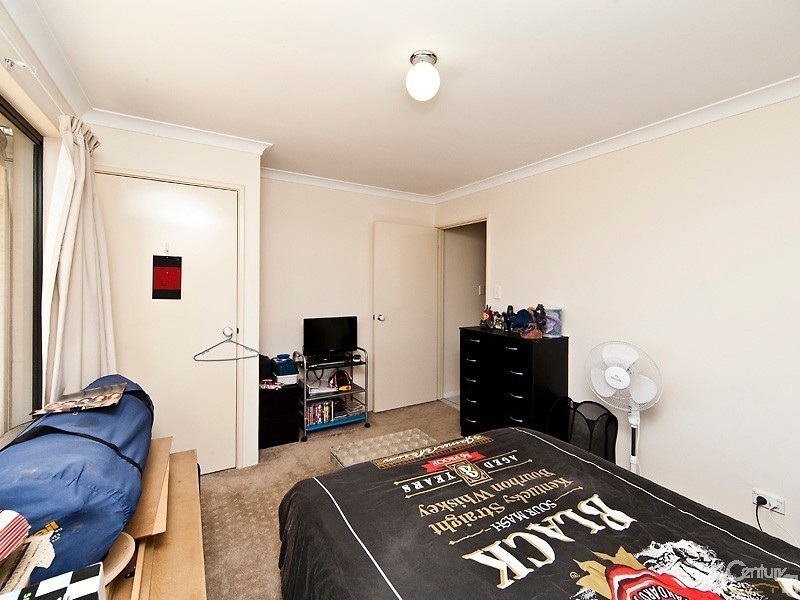 28 Parnham Avenue, Ellenbrook WA 6069