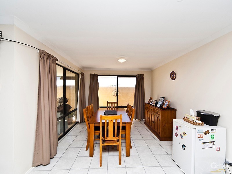 28 Parnham Avenue, Ellenbrook WA 6069