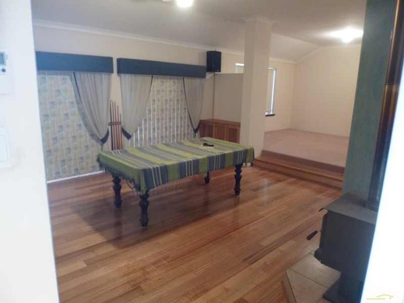 10 Millicent Way, Landsdale WA 6065