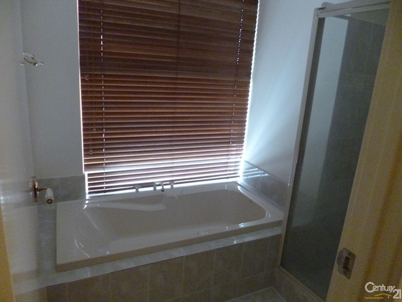 10 Millicent Way, Landsdale WA 6065