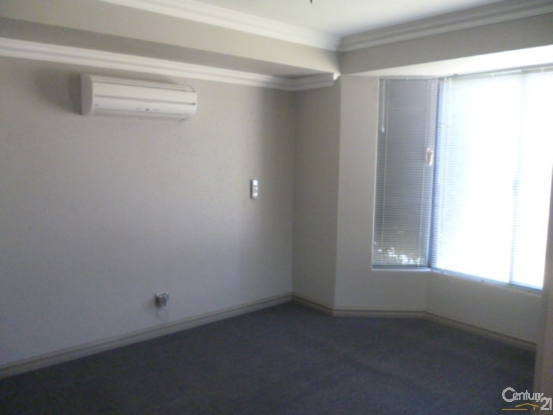 4 Baskir Way, Henley Brook WA 6055