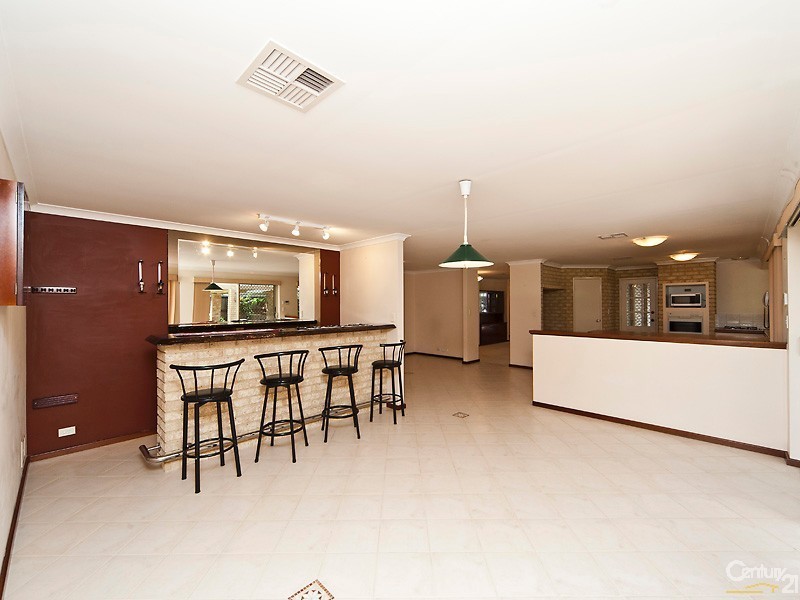 9  Springbrook Drive, Ellenbrook WA 6069