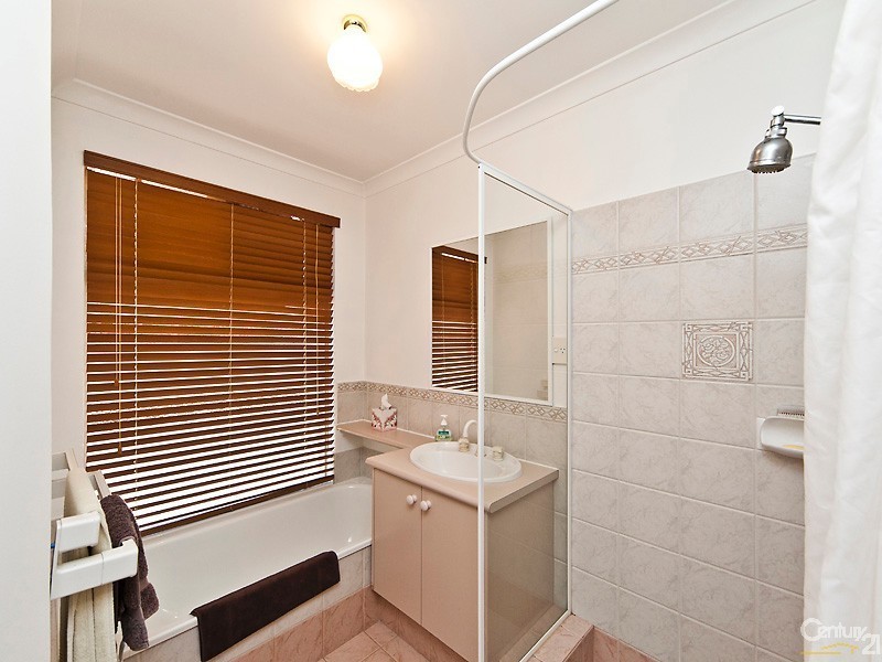 9  Springbrook Drive, Ellenbrook WA 6069