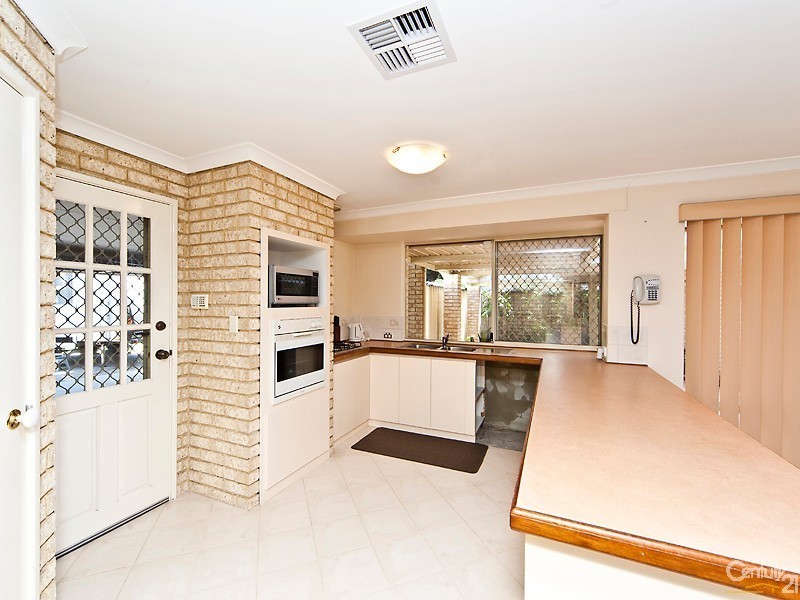 9  Springbrook Drive, Ellenbrook WA 6069