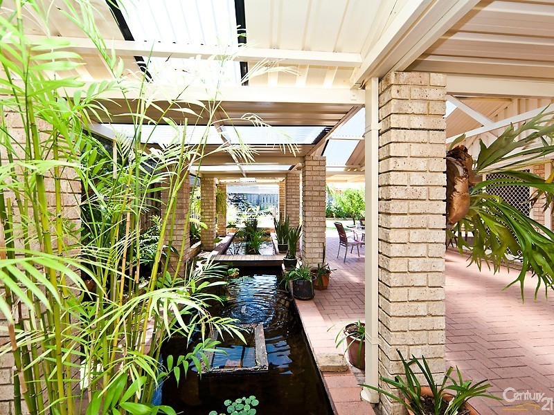 9  Springbrook Drive, Ellenbrook WA 6069