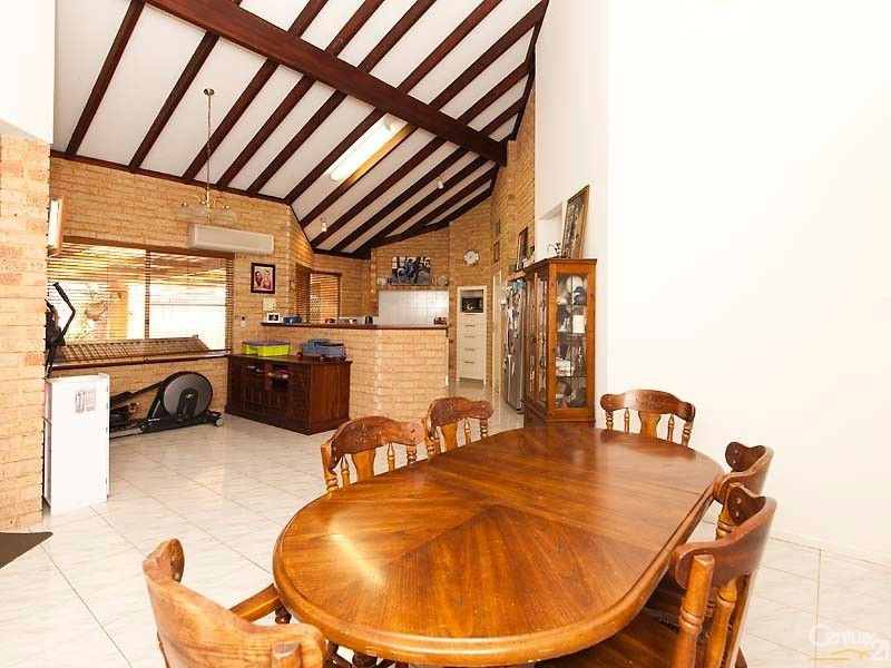 139 Railway Parade, Upper Swan WA 6069