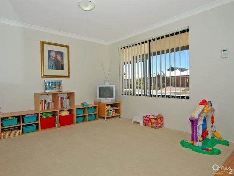 20 Brookmount Drive, Ellenbrook WA 6069