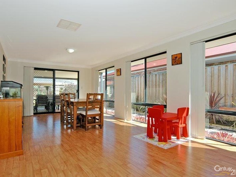 20 Brookmount Drive, Ellenbrook WA 6069