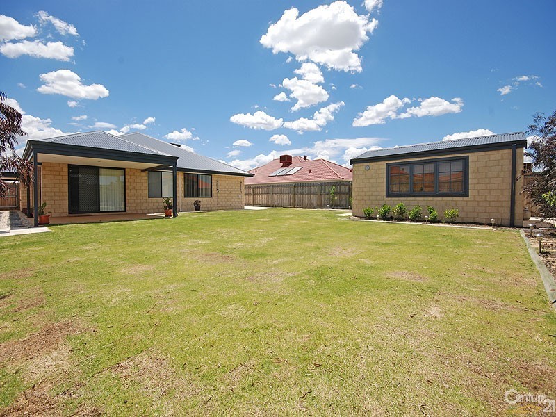 20 Brookmount Drive, Ellenbrook WA 6069