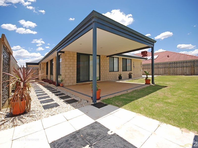 20 Brookmount Drive, Ellenbrook WA 6069