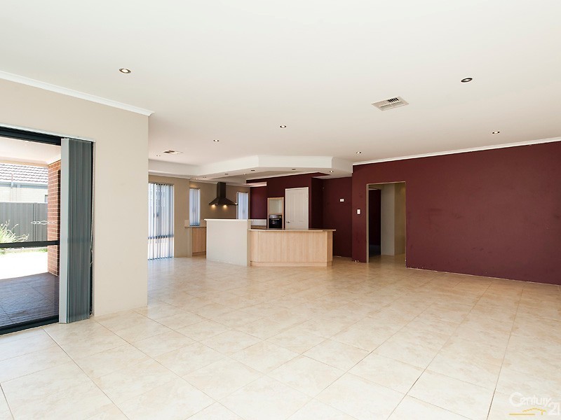 27 Amethyst Parkway, Aveley WA 6069