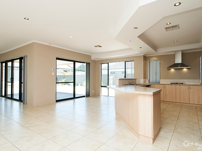 27 Amethyst Parkway, Aveley WA 6069