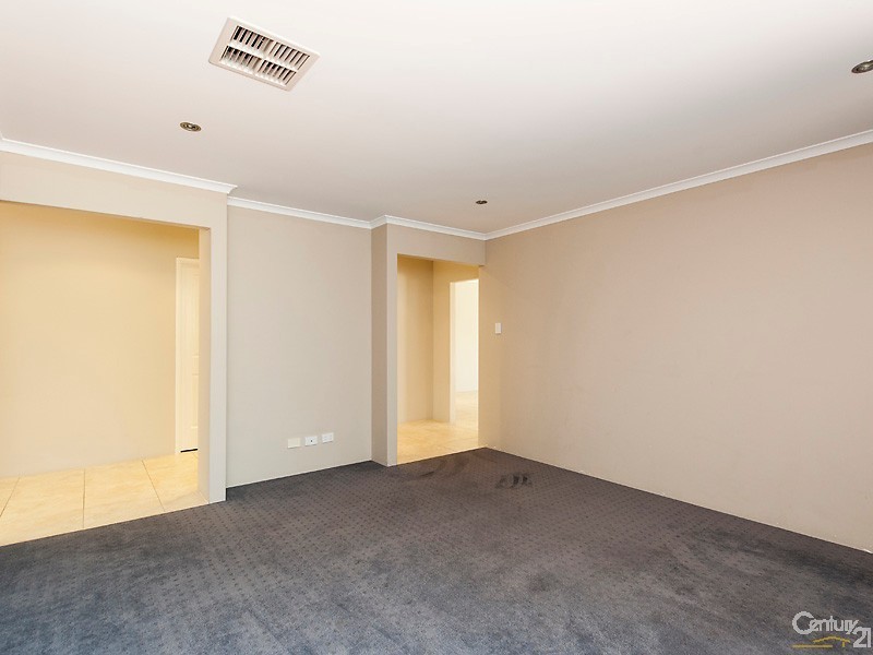 27 Amethyst Parkway, Aveley WA 6069