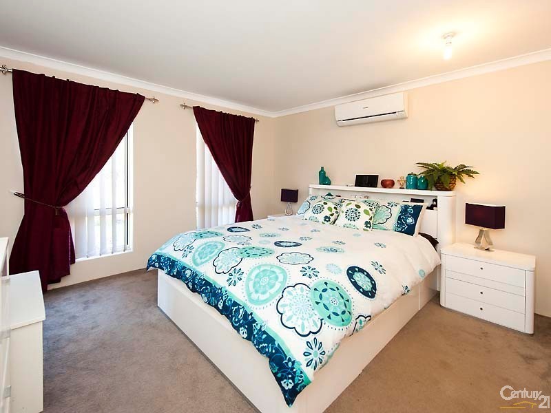 11 Duvall Parkway, Aveley WA 6069