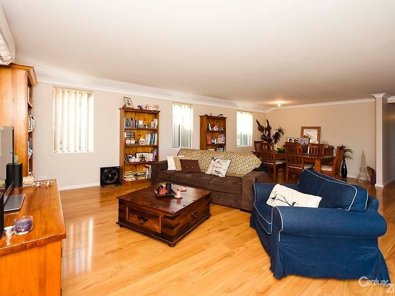 11 Duvall Parkway, Aveley WA 6069