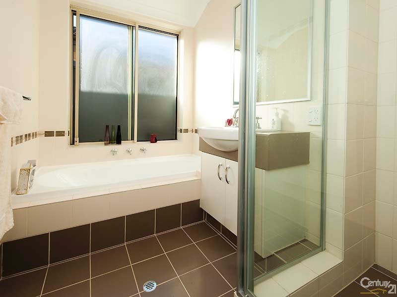 11 Duvall Parkway, Aveley WA 6069